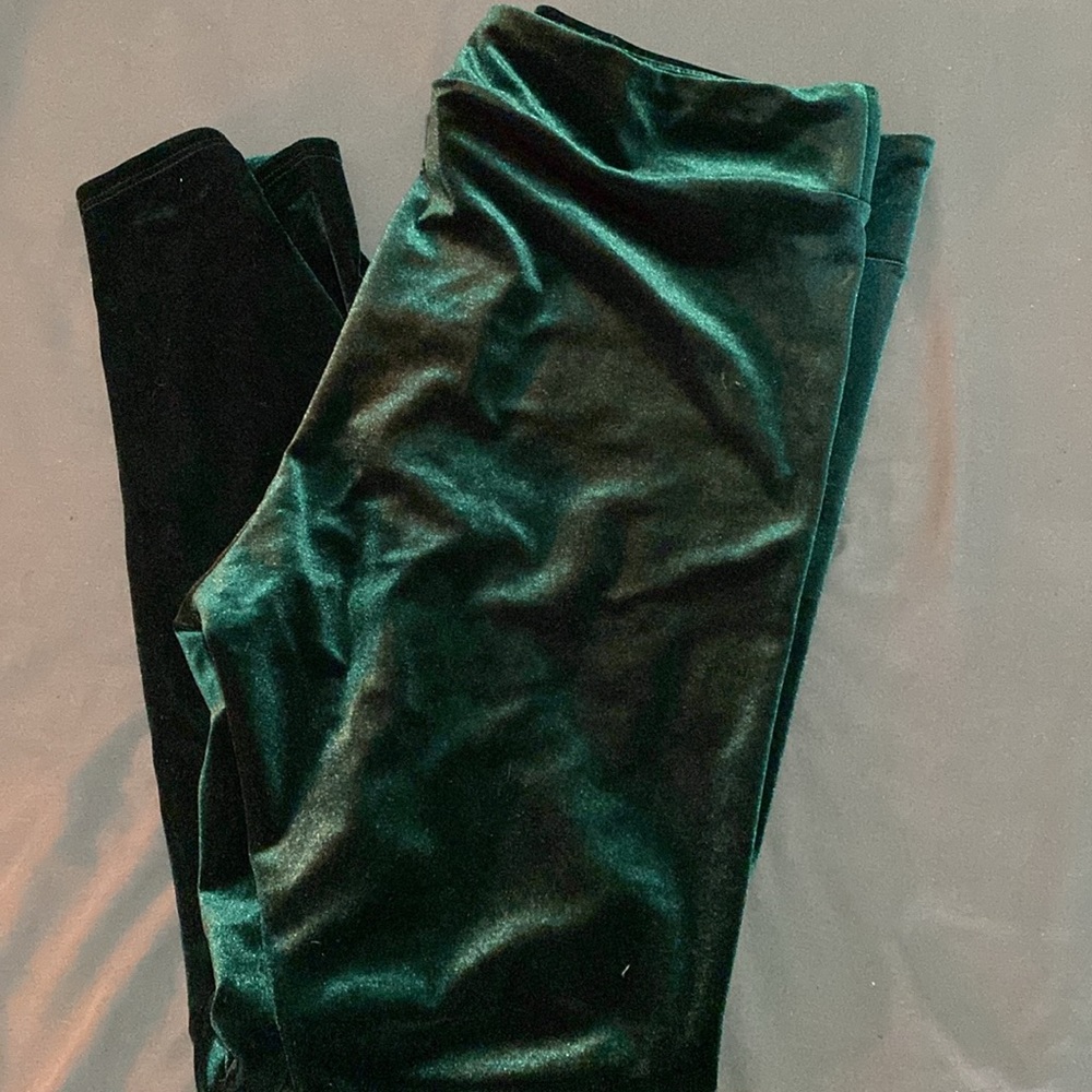 Emerald velvet legging by Midnight hour size XL